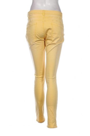 Дамски дънки Linea Tesini, Размер S, Цвят Жълт, Цена 14,35 лв.