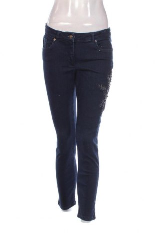 Damen Jeans Madeleine, Größe M, Farbe Blau, Preis 38,36 €