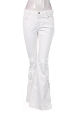 Γυναικείο Τζίν Mango, Μέγεθος M, Χρώμα Λευκό, Τιμή 9,91 €