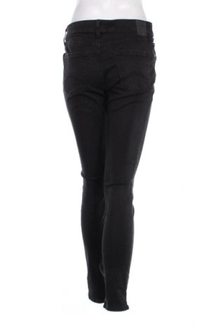 Damen Jeans Mustang, Größe XL, Farbe Schwarz, Preis 23,97 €