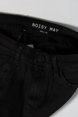Dámské džíny  Noisy May, Velikost L, Barva Černá, Cena  480,00 Kč