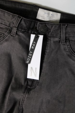 Damen Jeans Noisy May, Größe L, Farbe Grau, Preis € 19,21