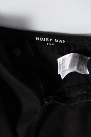 Dámske džínsy  Noisy May, Veľkosť S, Farba Čierna, Cena  17,31 €