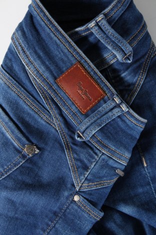 Dámske džínsy  Pepe Jeans, Veľkosť M, Farba Modrá, Cena  44,33 €