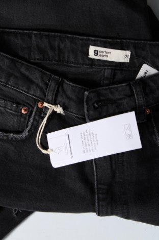 Női farmernadrág Perfect Jeans By Gina Tricot, Méret M, Szín Fekete, Ár 9 442 Ft