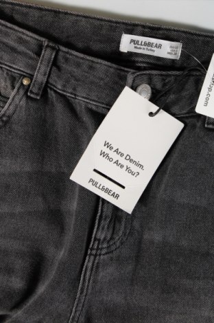 Dámské džíny  Pull&Bear, Velikost L, Barva Šedá, Cena  667,00 Kč