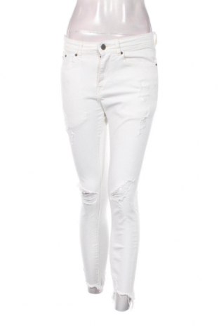 Damen Jeans Pull&Bear, Größe M, Farbe Weiß, Preis 8,45 €