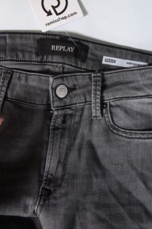 Dámske džínsy  Replay, Veľkosť M, Farba Sivá, Cena  52,58 €
