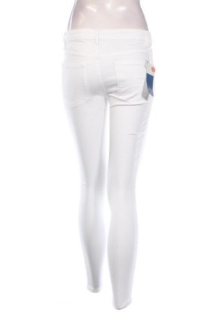 Γυναικείο Τζίν Sinsay, Μέγεθος S, Χρώμα Λευκό, Τιμή 11,94 €
