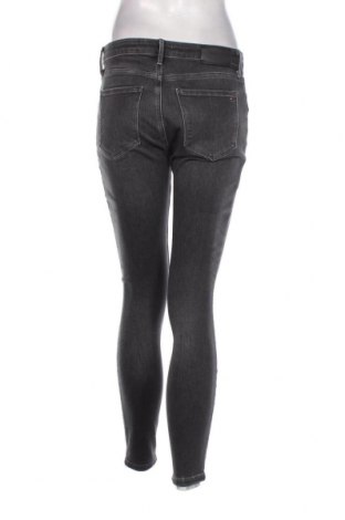 Damen Jeans Tommy Jeans, Größe M, Farbe Grau, Preis 44,33 €