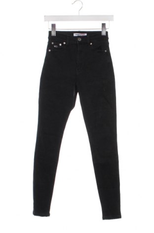 Дамски дънки Tommy Jeans, Размер XS, Цвят Черен, Цена 86,00 лв.