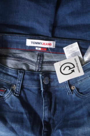 Damskie jeansy Tommy Jeans, Rozmiar S, Kolor Niebieski, Cena 229,23 zł