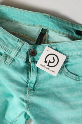 Damen Jeans United Colors Of Benetton, Größe M, Farbe Grün, Preis 13,60 €