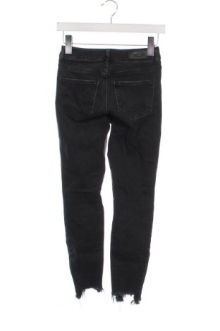 Damskie jeansy Vero Moda, Rozmiar XS, Kolor Czarny, Cena 47,37 zł