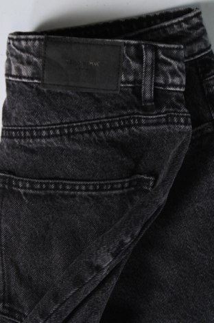 Damen Jeans Vero Moda, Größe S, Farbe Grau, Preis € 9,39