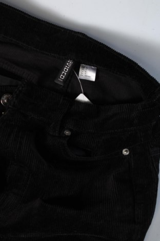 Pantaloni de velvet de femei H&M Divided, Mărime S, Culoare Negru, Preț 24,80 Lei