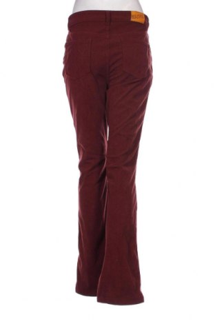 Дамски джинси SHEIN, Размер M, Цвят Червен, Цена 9,28 лв.