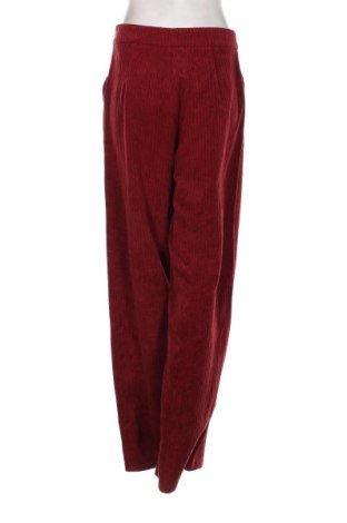 Pantaloni de velvet de femei Stradivarius, Mărime M, Culoare Roșu, Preț 31,48 Lei