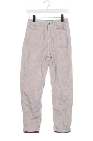 Pantaloni de velvet de femei United Colors Of Benetton, Mărime XS, Culoare Gri, Preț 53,95 Lei