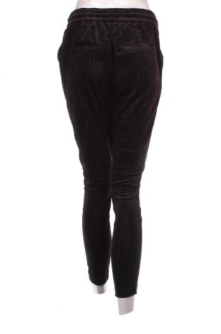 Дамски джинси Vero Moda, Размер S, Цвят Черен, Цена 12,40 лв.