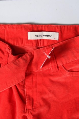 Pantaloni de velvet de femei Vero Moda, Mărime S, Culoare Roșu, Preț 29,31 Lei