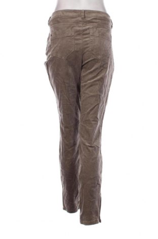 Дамски джинси Yessica, Размер XL, Цвят Бежов, Цена 14,50 лв.