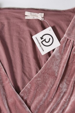 Dámský overal Urban Outfitters, Velikost S, Barva Popelavě růžová, Cena  482,00 Kč