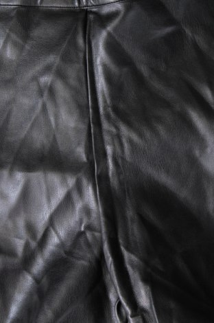 Дамски къс панталон, Размер XL, Цвят Черен, Цена 8,55 лв.