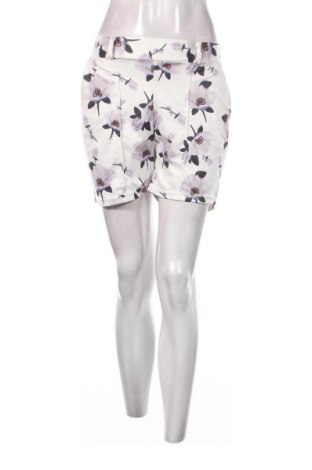 Damen Shorts, Größe M, Farbe Mehrfarbig, Preis 5,83 €