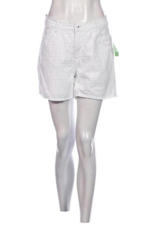 Damen Shorts, Größe XL, Farbe Weiß, Preis € 12,94