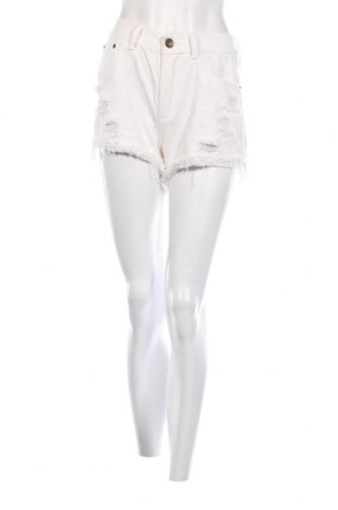 Дамски къс панталон, Размер M, Цвят Бял, Цена 6,65 лв.