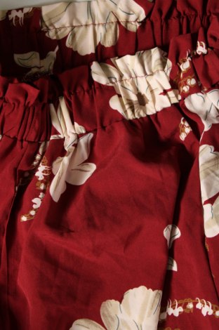 Γυναικείο κοντό παντελόνι, Μέγεθος M, Χρώμα Κόκκινο, Τιμή 11,75 €