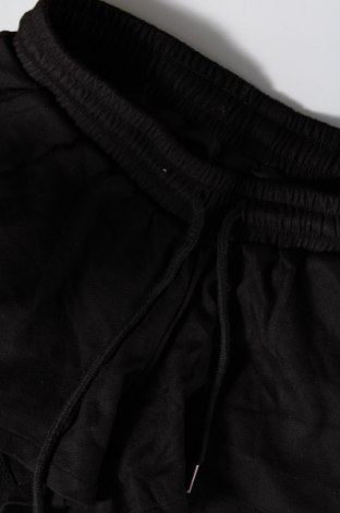 Pantaloni scurți de femei, Mărime S, Culoare Negru, Preț 18,13 Lei