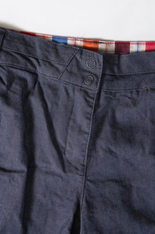 Дамски къс панталон, Размер L, Цвят Син, Цена 19,00 лв.