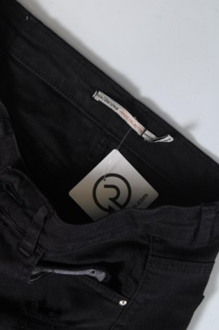 Damen Shorts Berna, Größe M, Farbe Schwarz, Preis 10,20 €