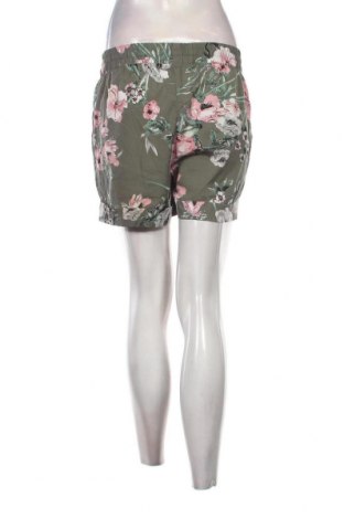 Γυναικείο κοντό παντελόνι Blind Date, Μέγεθος M, Χρώμα Πολύχρωμο, Τιμή 11,75 €