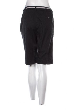 Дамски къс панталон Canda, Размер M, Цвят Черен, Цена 19,00 лв.