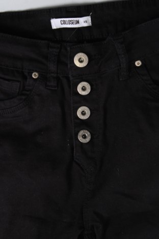 Γυναικείο κοντό παντελόνι Colloseum, Μέγεθος XS, Χρώμα Μαύρο, Τιμή 11,75 €