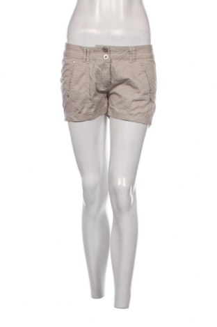Pantaloni scurți de femei Colloseum, Mărime M, Culoare Bej, Preț 21,88 Lei