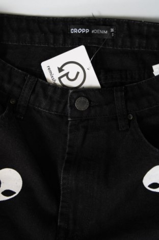 Pantaloni scurți de femei Cropp, Mărime S, Culoare Negru, Preț 86,56 Lei