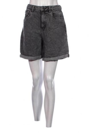 Γυναικείο κοντό παντελόνι Denim 1982, Μέγεθος M, Χρώμα Γκρί, Τιμή 11,75 €