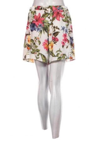 Γυναικείο κοντό παντελόνι F&F, Μέγεθος M, Χρώμα Πολύχρωμο, Τιμή 5,55 €