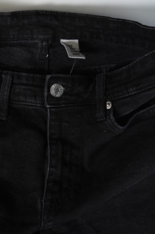 Дамски къс панталон H&M, Размер XS, Цвят Черен, Цена 16,62 лв.