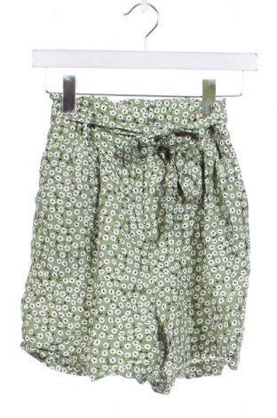 Дамски къс панталон H&M, Размер S, Цвят Зелен, Цена 8,55 лв.