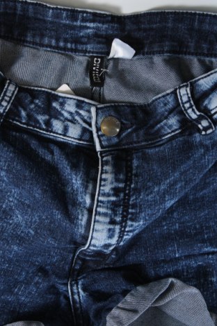 Дамски къс панталон H&M Divided, Размер S, Цвят Син, Цена 19,00 лв.