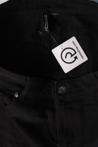 Damen Shorts H&M Divided, Größe XL, Farbe Schwarz, Preis 7,14 €