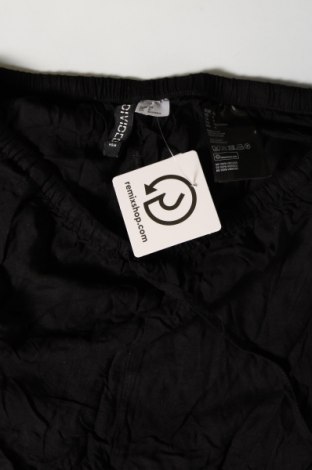 Дамски къс панталон H&M Divided, Размер S, Цвят Черен, Цена 5,13 лв.