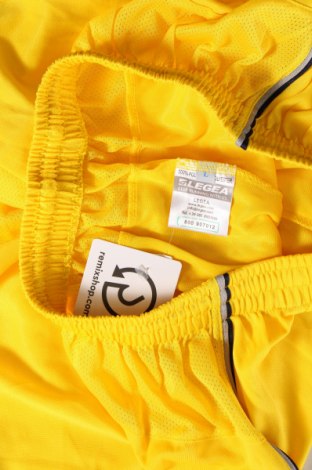Дамски къс панталон Legea, Размер L, Цвят Жълт, Цена 19,00 лв.