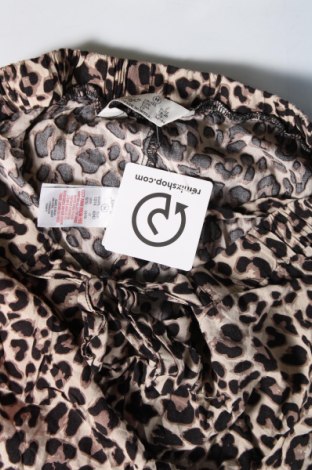 Damen Shorts Love To Lounge, Größe M, Farbe Mehrfarbig, Preis € 4,63