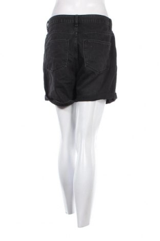 Γυναικείο κοντό παντελόνι Noisy May, Μέγεθος S, Χρώμα Μαύρο, Τιμή 11,75 €